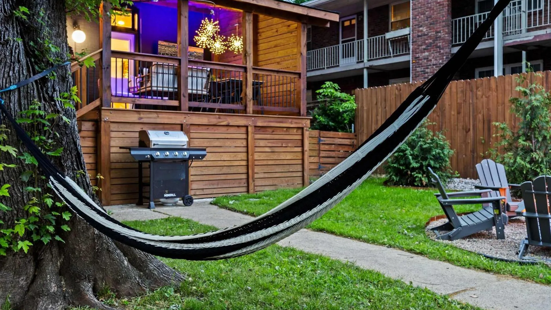Holiday home Gatsby House Mansion W Game Lounge & Hot Tub